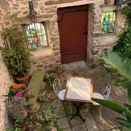 Au Charme Medieval La Garde (Var)